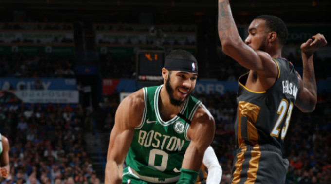 低调的外表 低调的外表