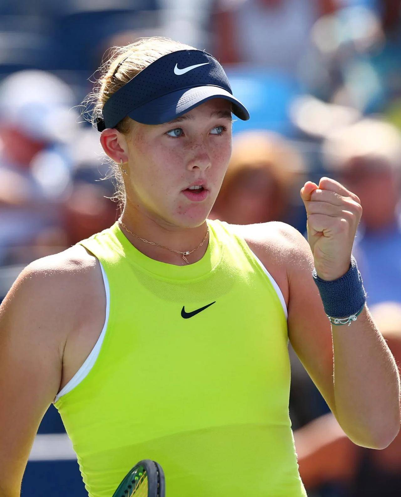 夺更像是 夺更像是